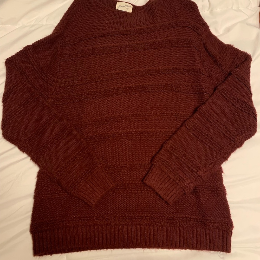 Universal Thread Red Sweater Size S